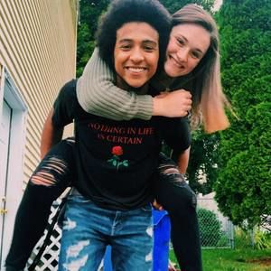 Meet your Posher, Lyric